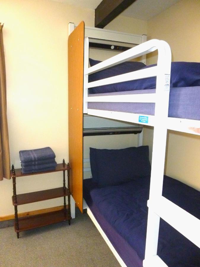 Port Charlotte Youth Hostel Экстерьер фото